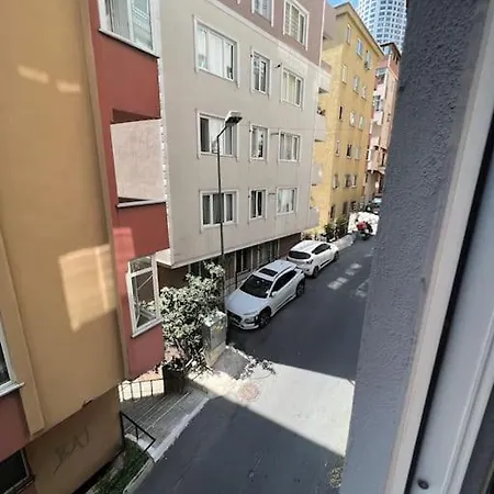 Appartement House In Sisli,central