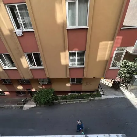 Appartement House In Sisli,central *