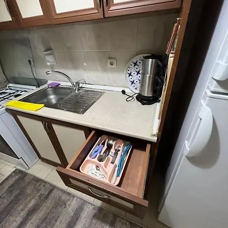 Appartement House In Sisli,central Istambul